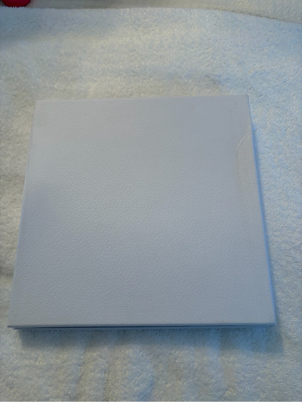 Dior Authentic Square Textured White Gift Box & Ribbon Set - Picture 7 of 11
